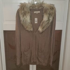LOFT Sweaters - Ann Taylor Loft Fur Collar Sweater Oatmeal Size M LOFT Sweaters - Ann Taylor Loft Fur Collar Sweater Oatmeal Size M